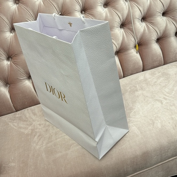 AUTHENTIC DIOR SHOPPING BAG - Picture 7 of 13